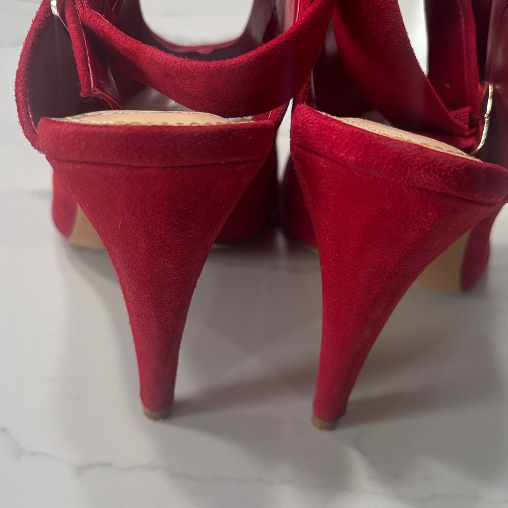 Elegant Red Suede Peep-Toe Heels - Picture 7 of 17